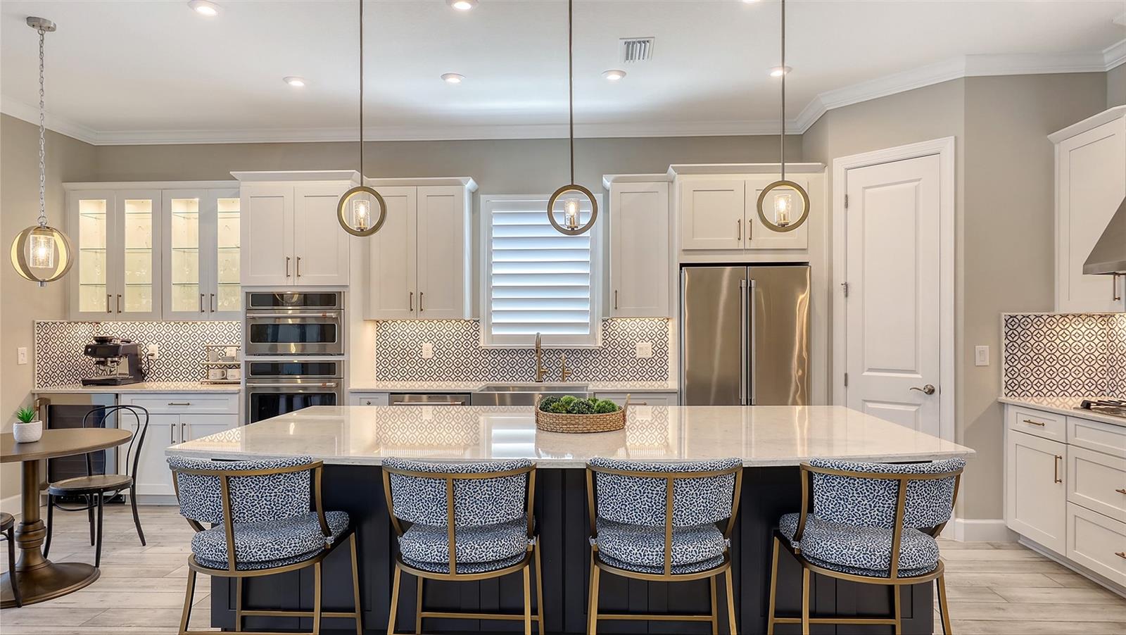 4717 ZENO COURT