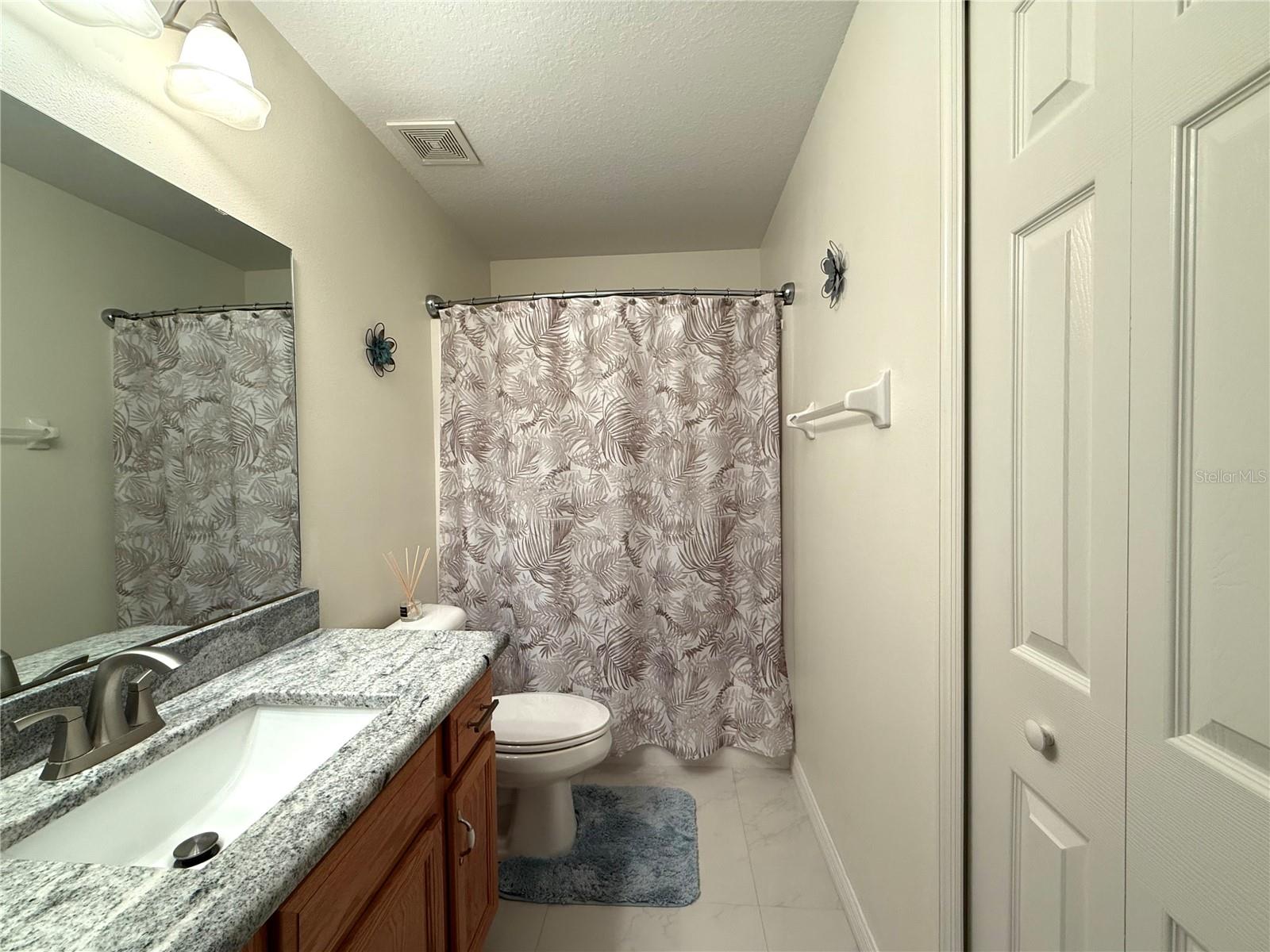 SUMMERGLEN - Residential