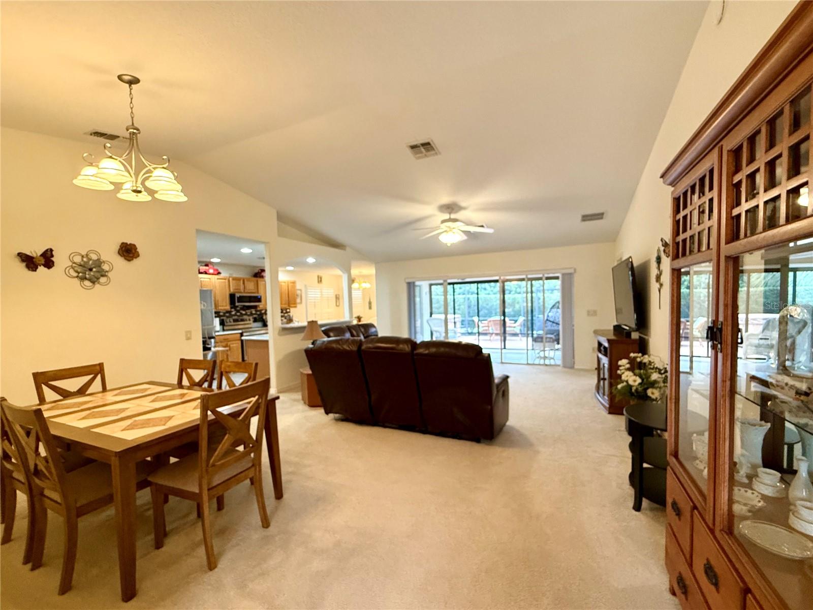 SUMMERGLEN - Residential