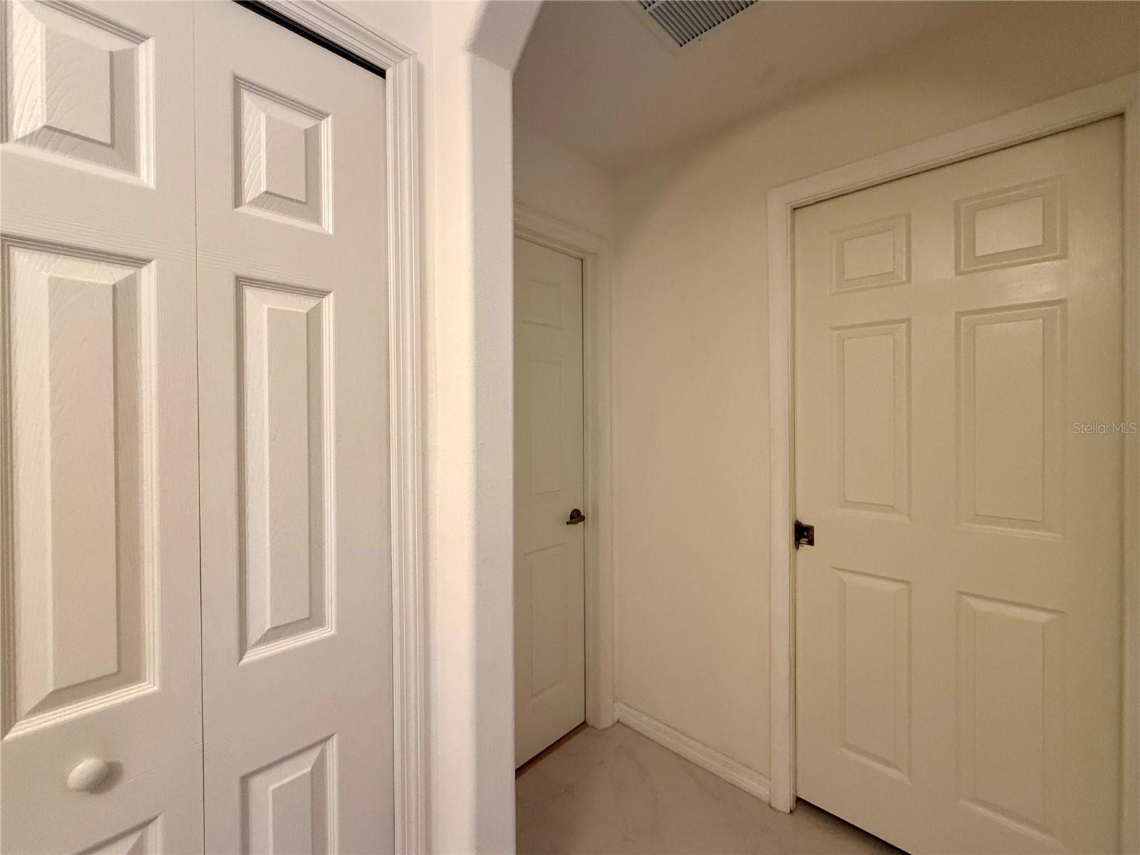 SUMMERGLEN - Residential
