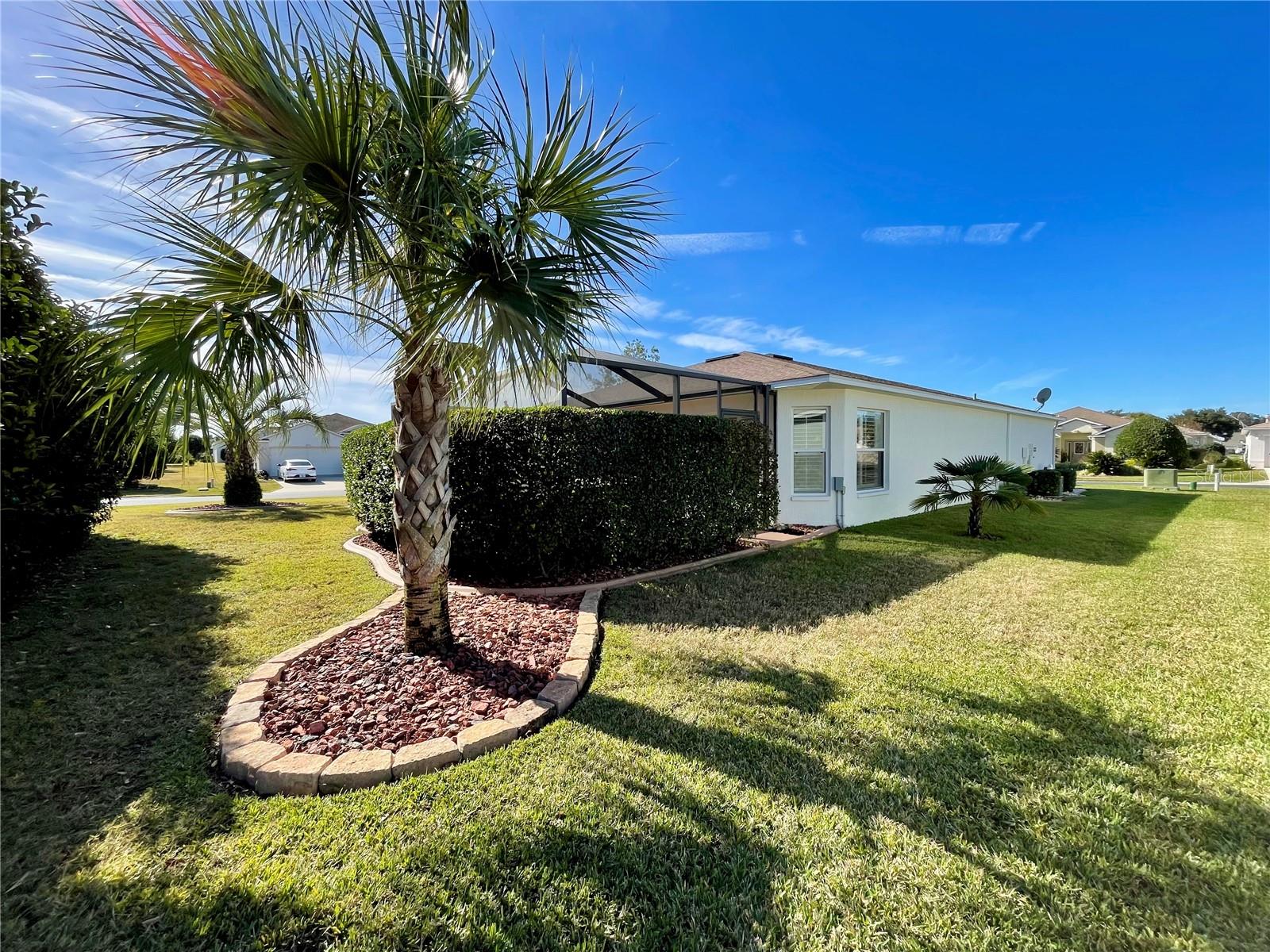 SUMMERGLEN - Residential