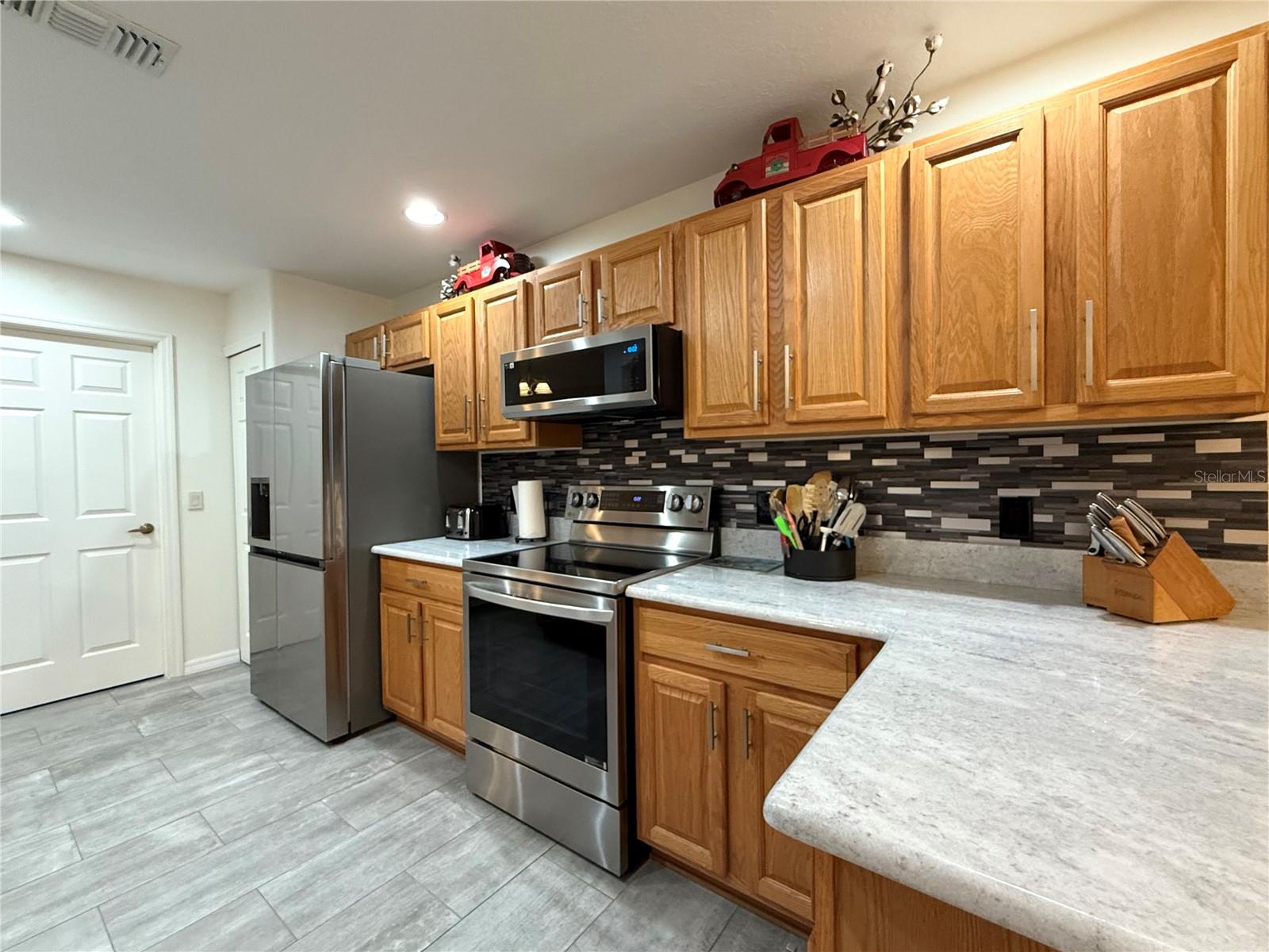 SUMMERGLEN - Residential
