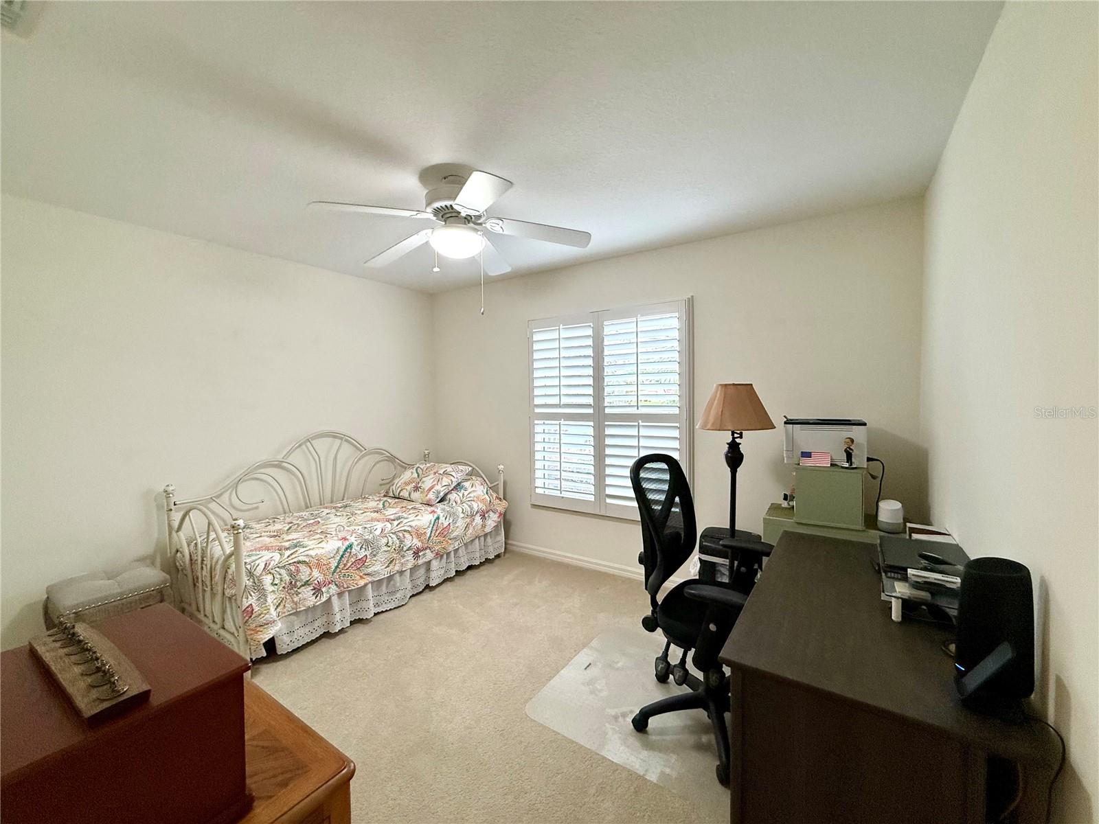 SUMMERGLEN - Residential