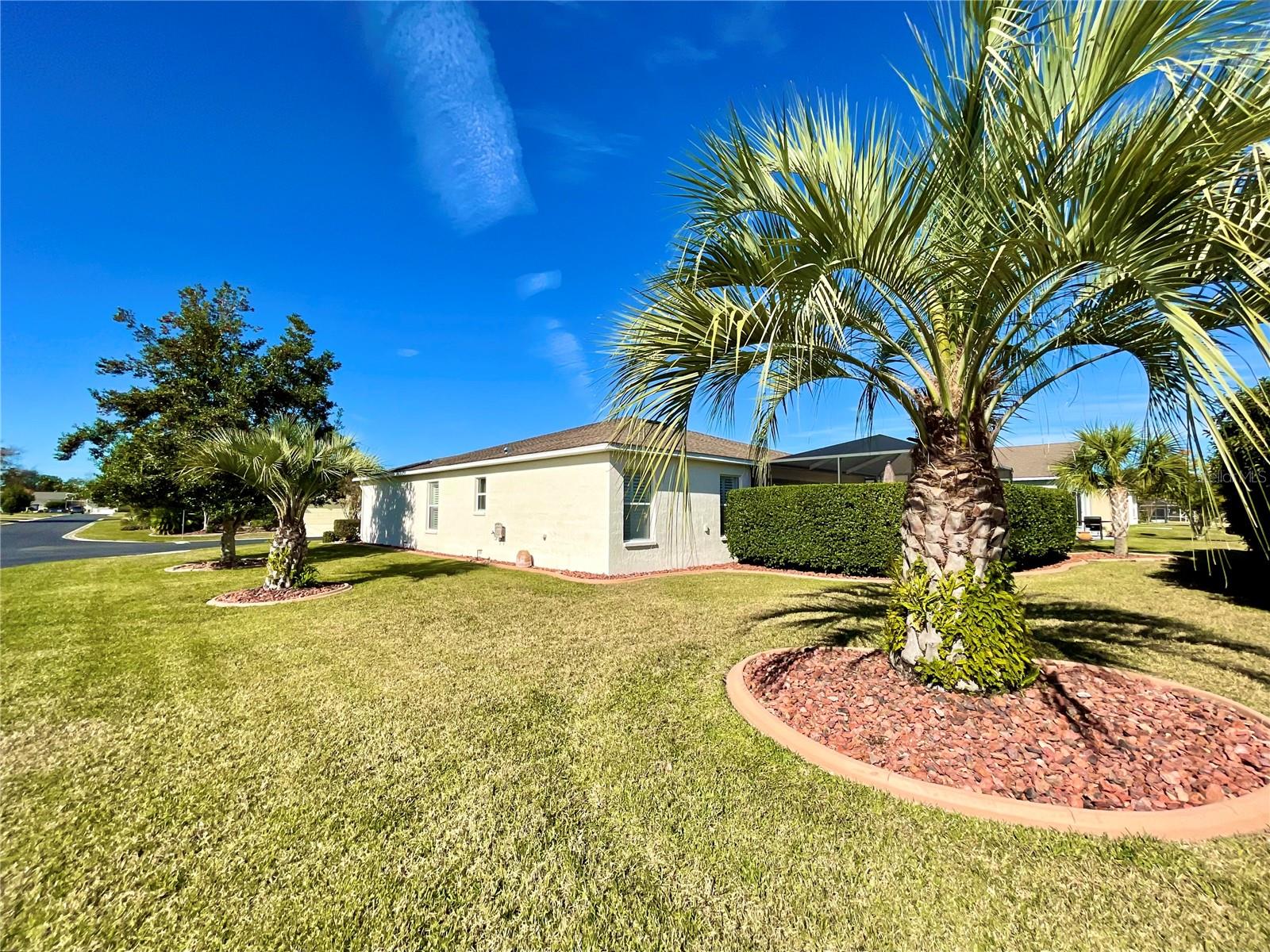 SUMMERGLEN - Residential