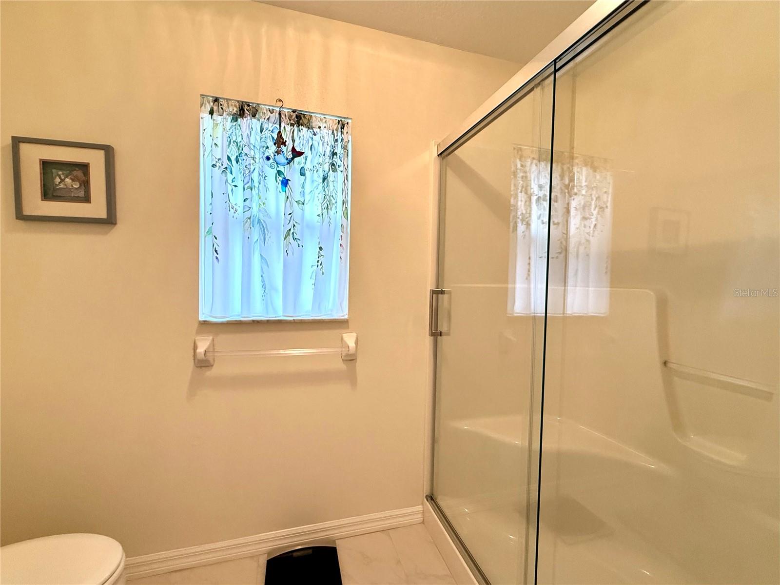 SUMMERGLEN - Residential