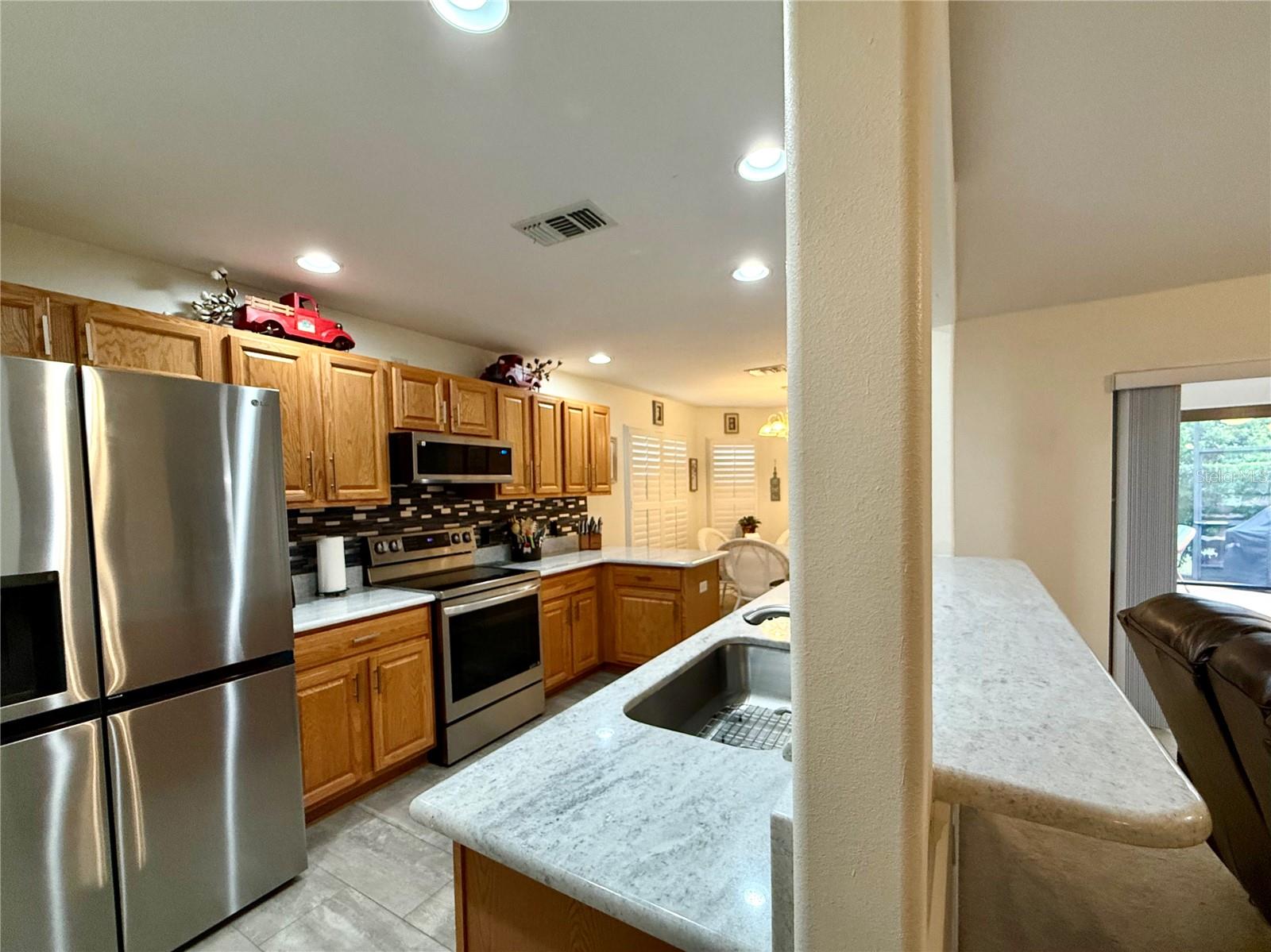 SUMMERGLEN - Residential