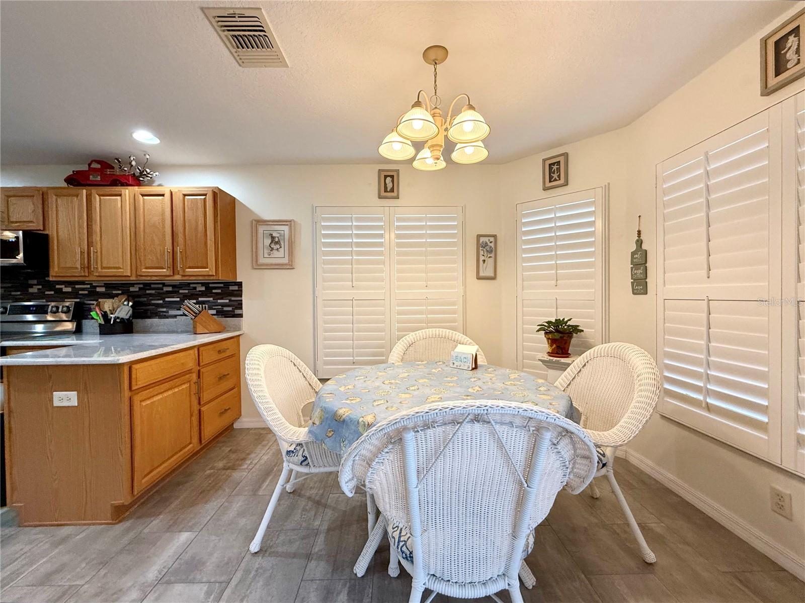 SUMMERGLEN - Residential
