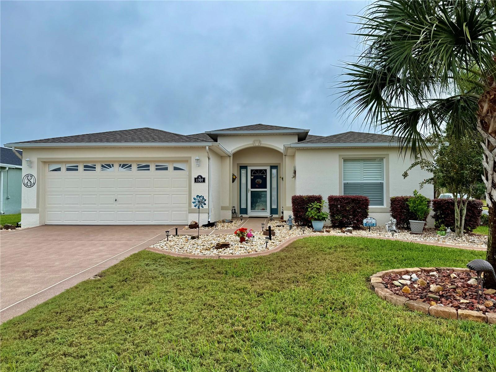 SUMMERGLEN - Residential