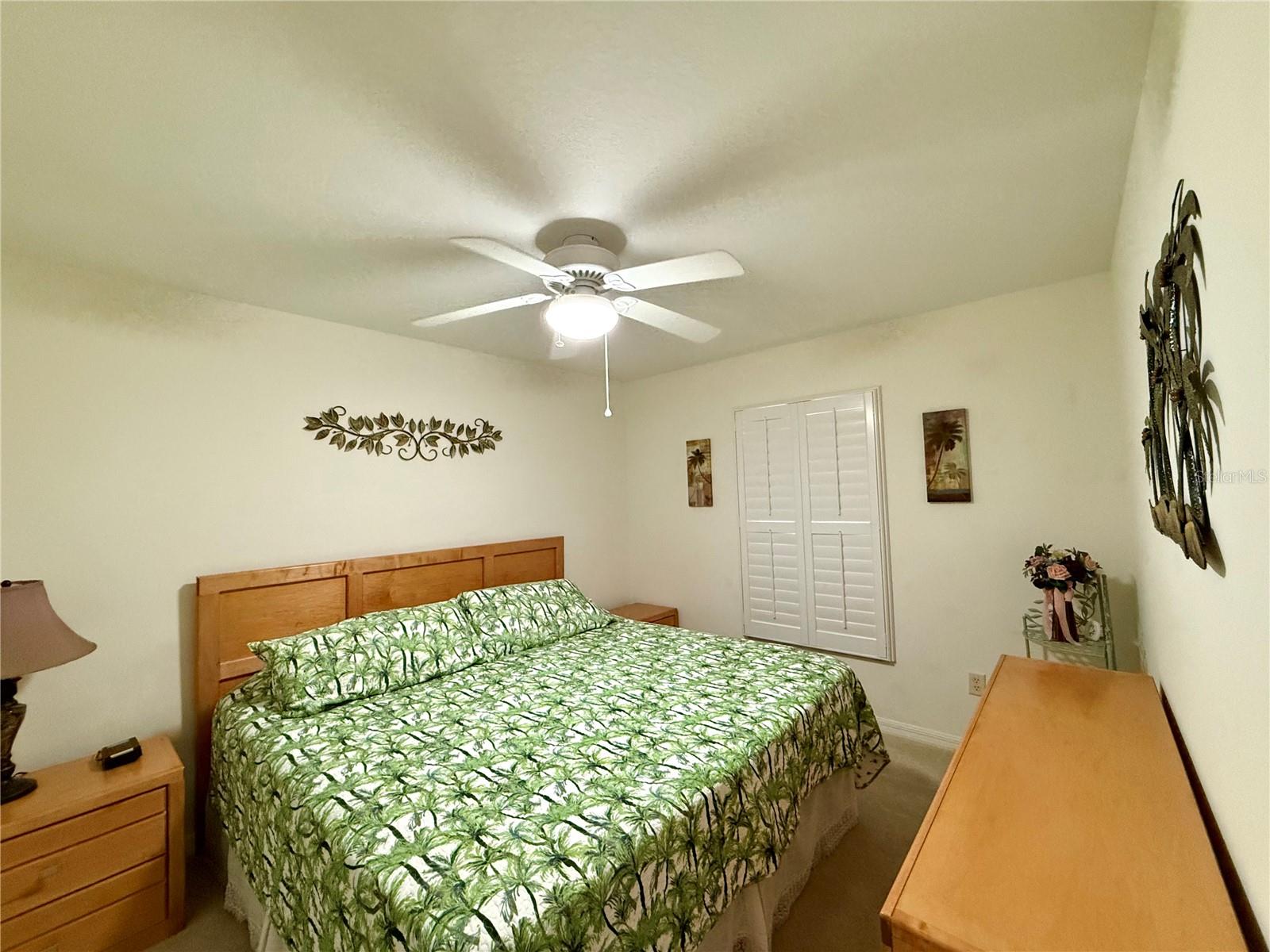 SUMMERGLEN - Residential