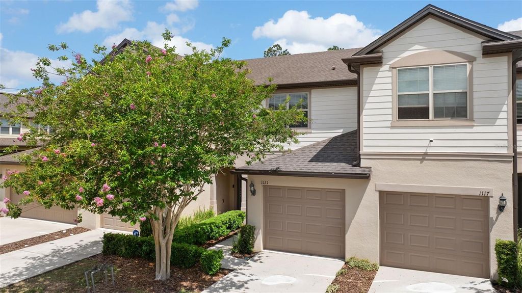 Photo of 1121 Pavia Drive, Apopka, FL 32703 (MLS # O6401167)