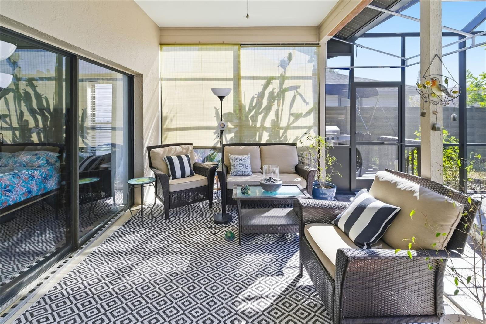 8072 GLENBROOKE LANE