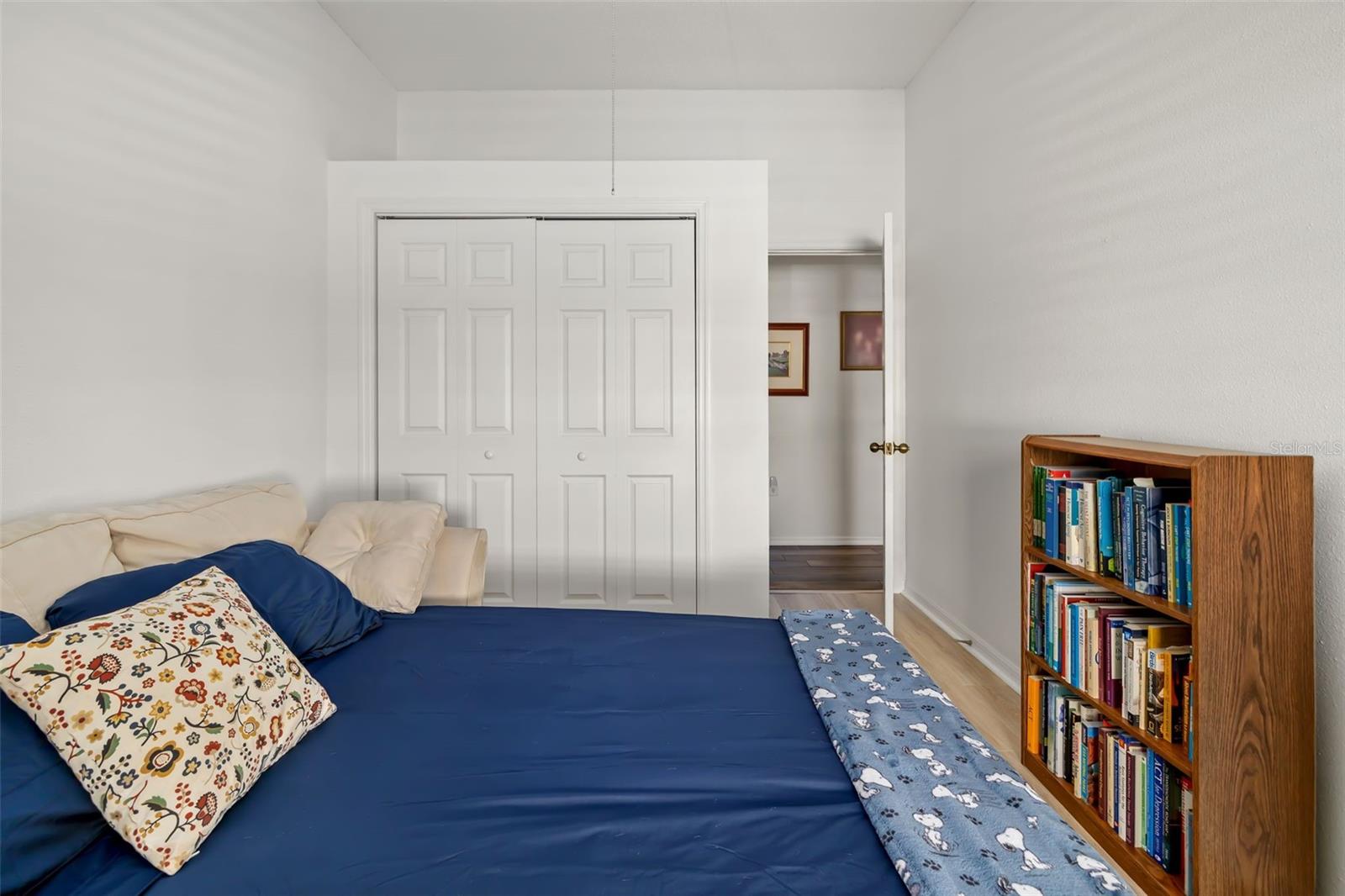 VINTAGE CREEK - Residential