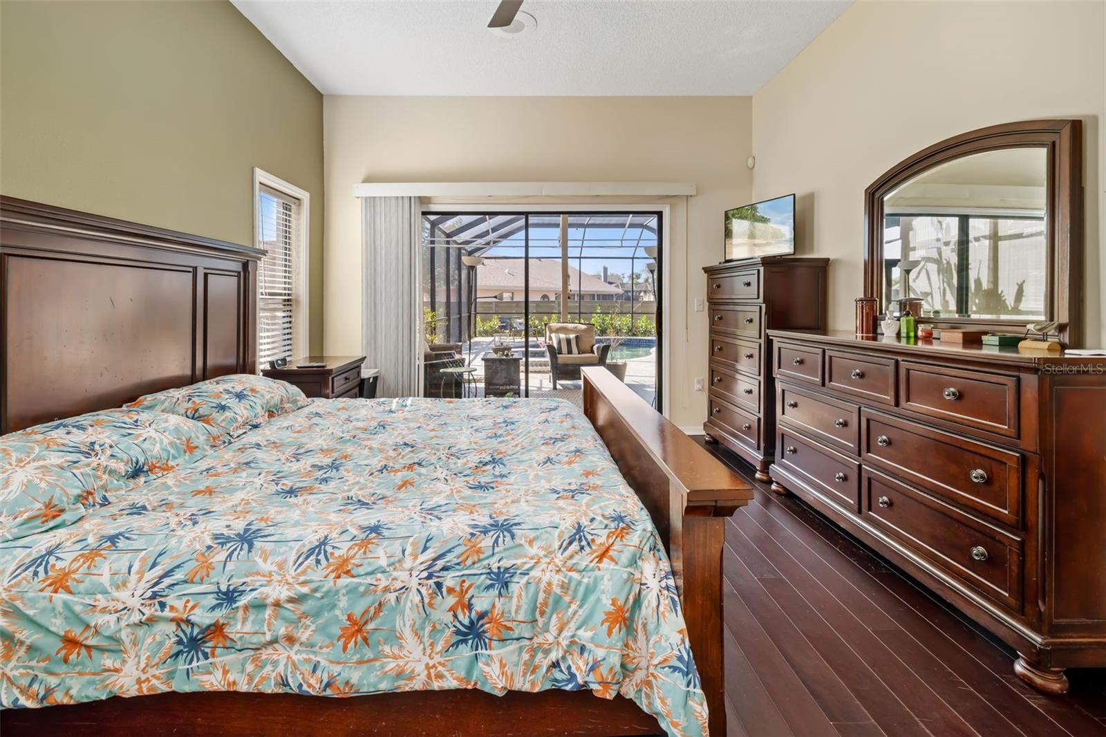 VINTAGE CREEK - Residential