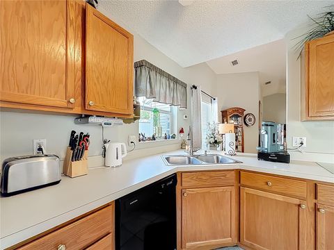 Tiny photo for 4844 Heron Run Circle, Leesburg, FL 34748 (MLS # G5110301)