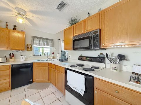 Tiny photo for 4844 Heron Run Circle, Leesburg, FL 34748 (MLS # G5110301)