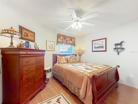 Tiny photo for 4844 Heron Run Circle, Leesburg, FL 34748 (MLS # G5110301)