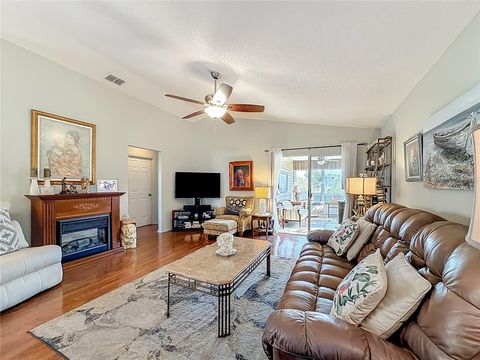 Tiny photo for 4844 Heron Run Circle, Leesburg, FL 34748 (MLS # G5110301)