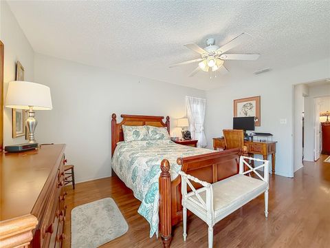 Tiny photo for 4844 Heron Run Circle, Leesburg, FL 34748 (MLS # G5110301)