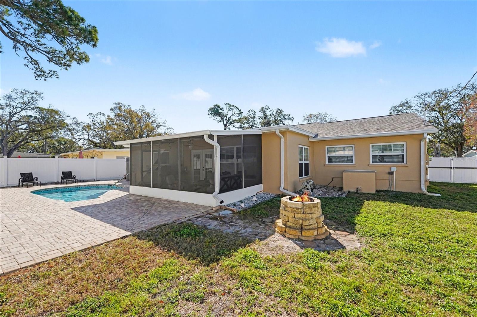 OAKHURST SHORES - Residential