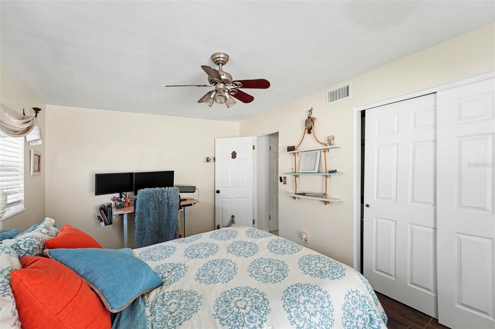 OAKHURST SHORES - Residential