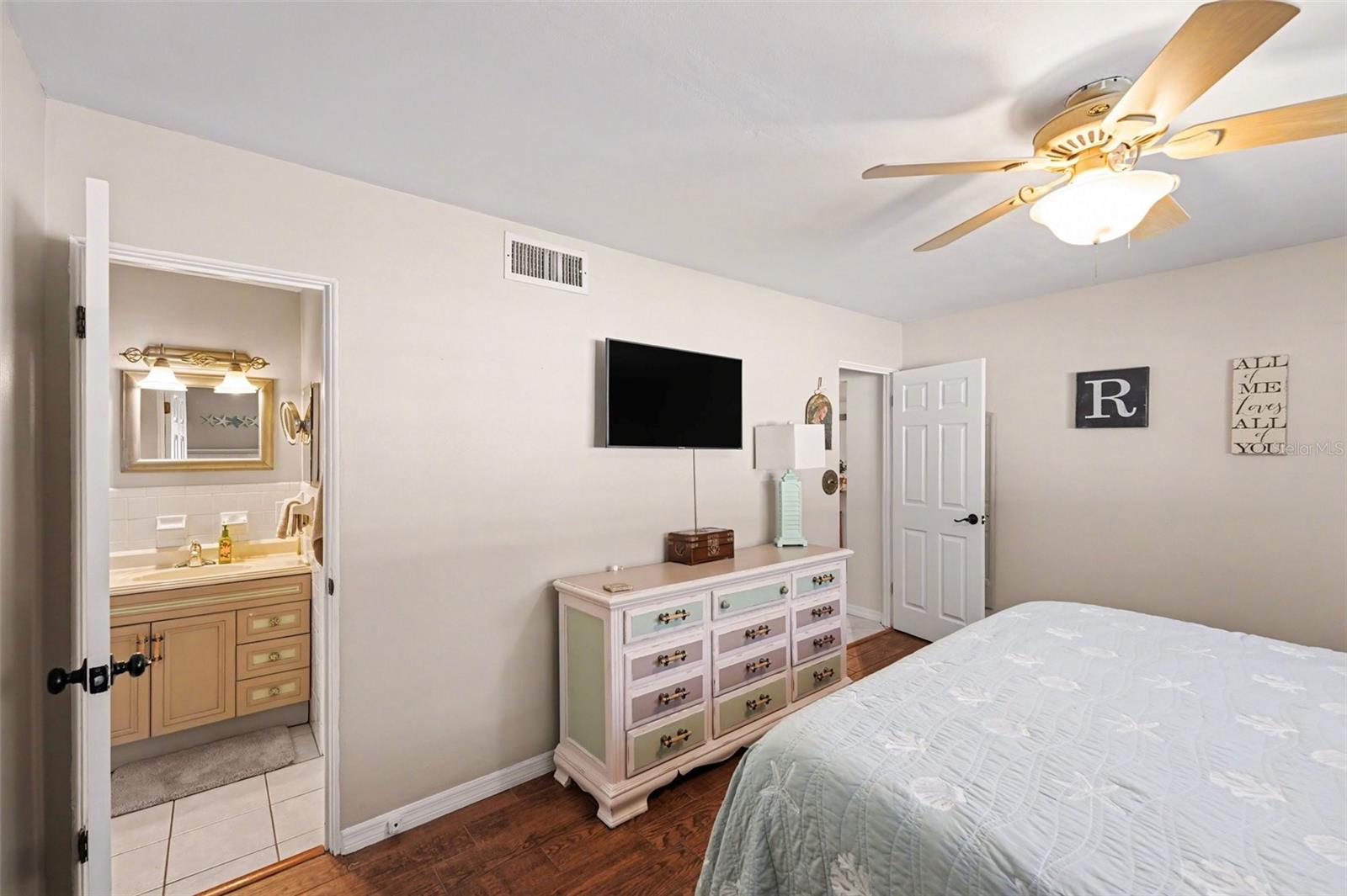 OAKHURST SHORES - Residential