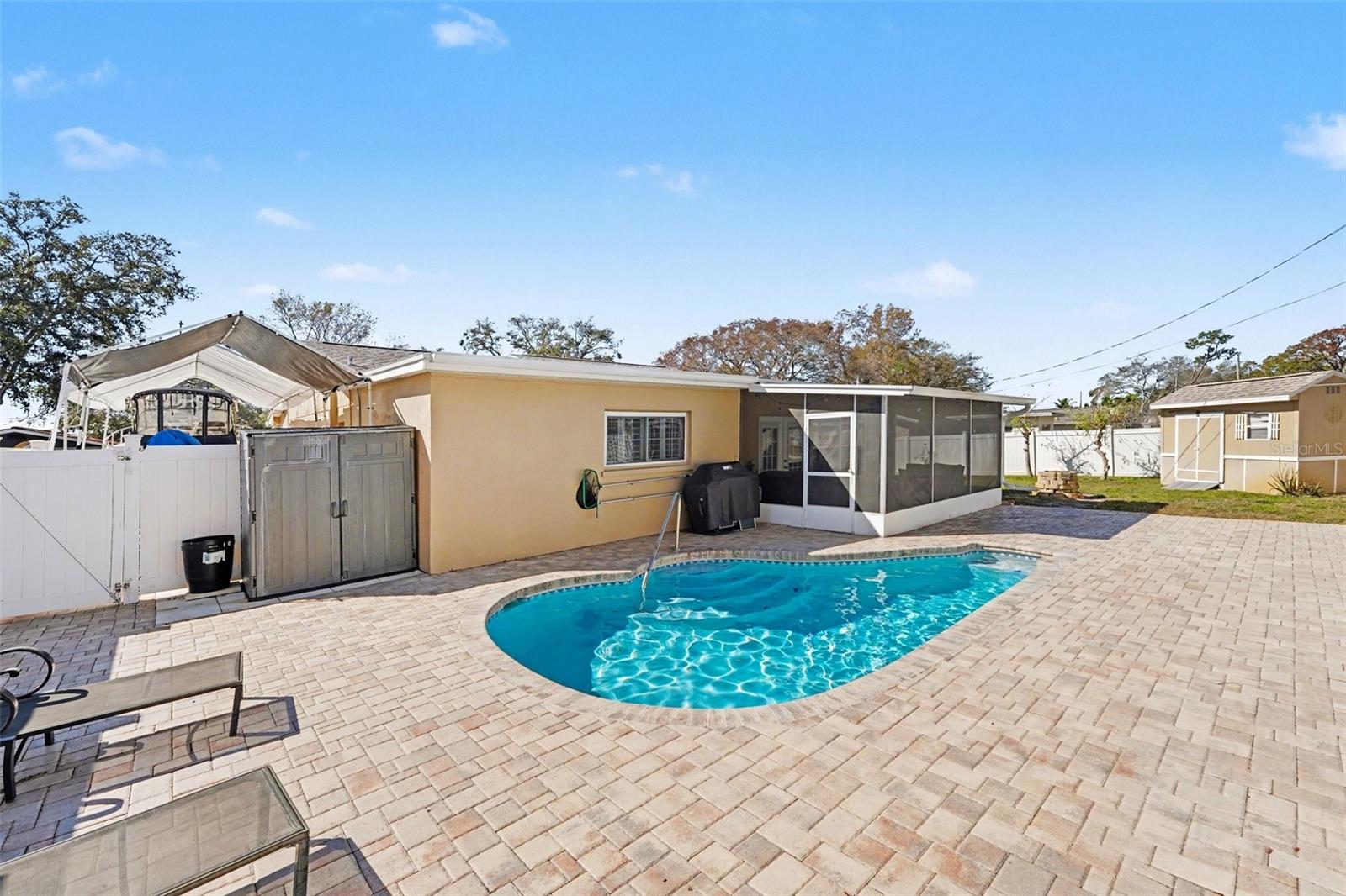 OAKHURST SHORES - Residential