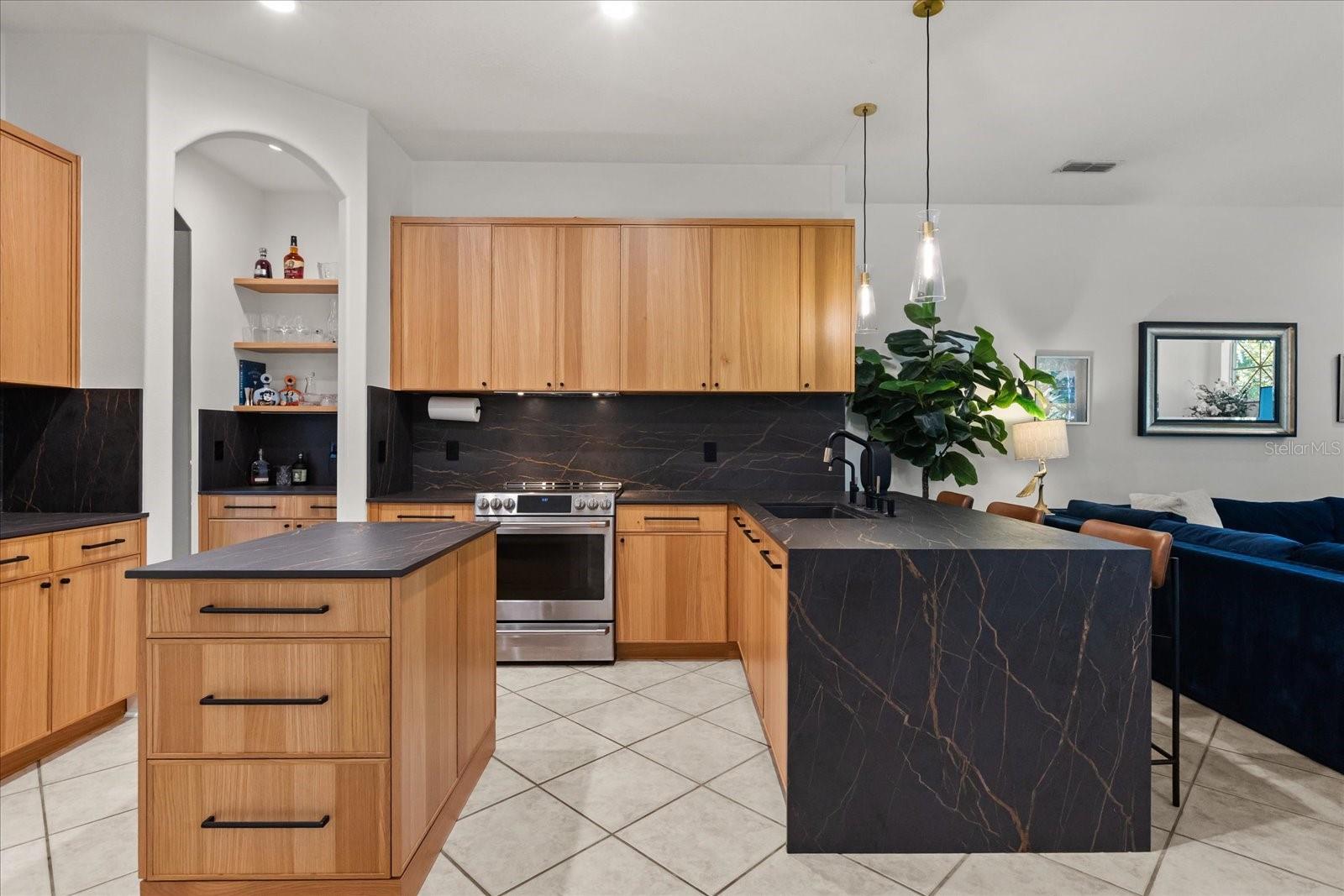 BUCKINGHAM ESTATES - Residential