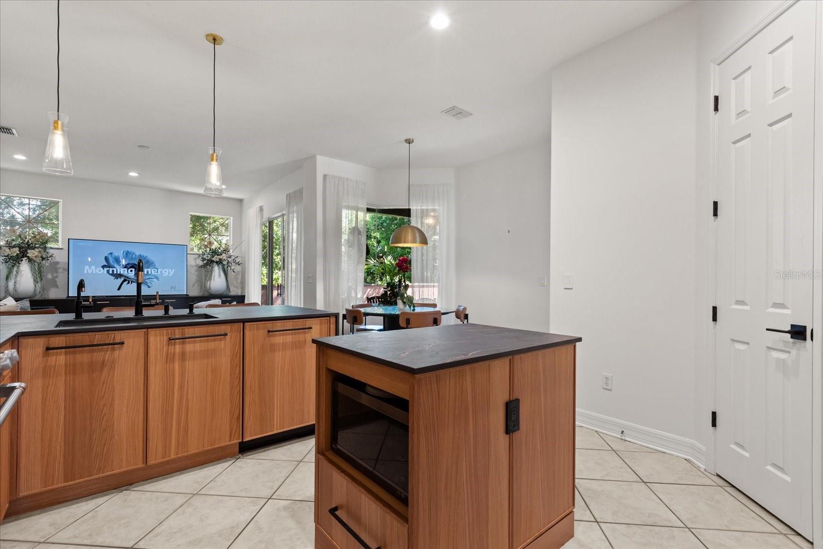 BUCKINGHAM ESTATES - Residential