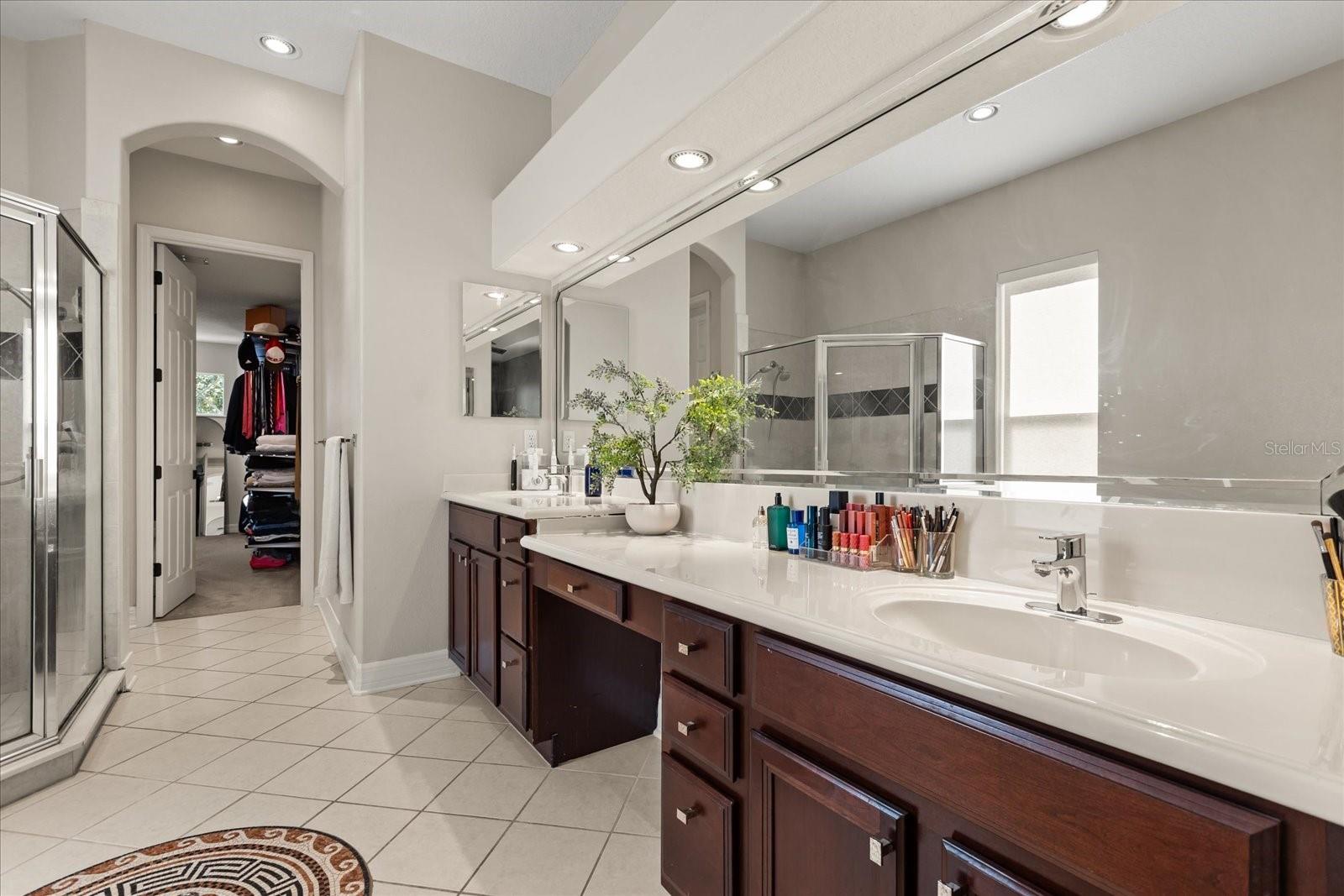 BUCKINGHAM ESTATES - Residential