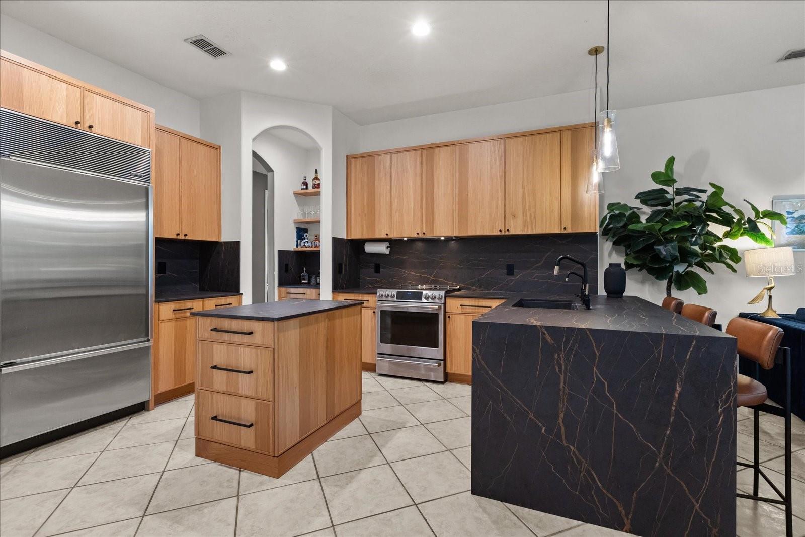 BUCKINGHAM ESTATES - Residential