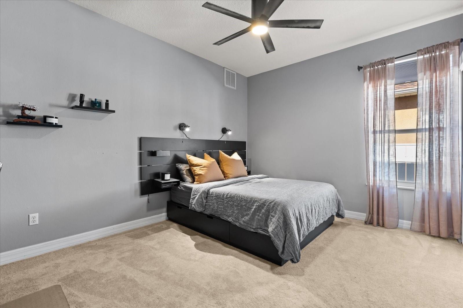 BUCKINGHAM ESTATES - Residential