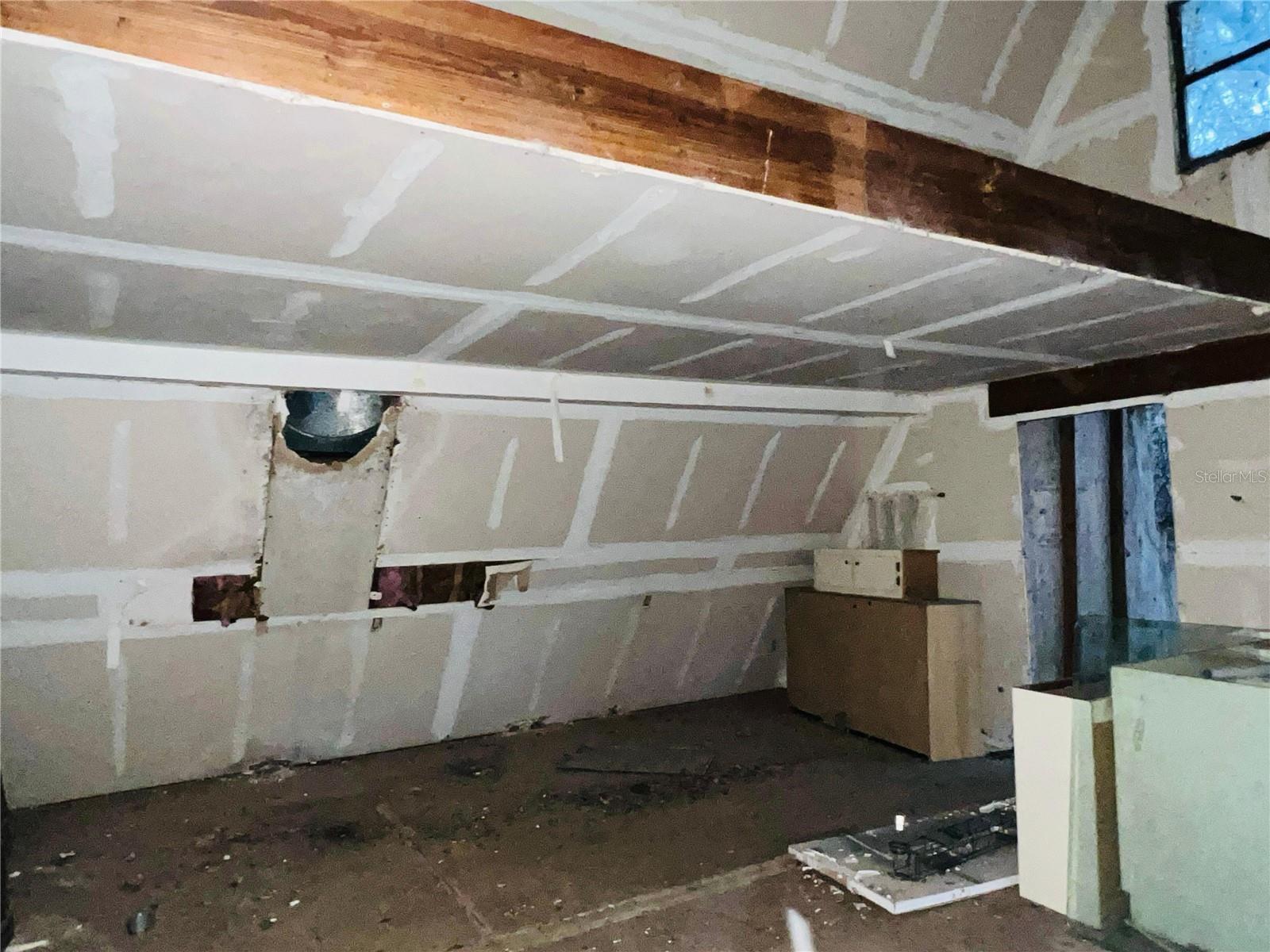 FRST LAKES PARK - Residential