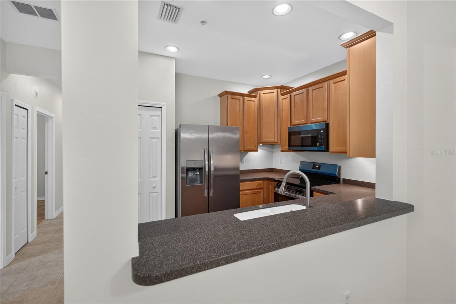 3707 PARKRIDGE CIRCLE 7-106