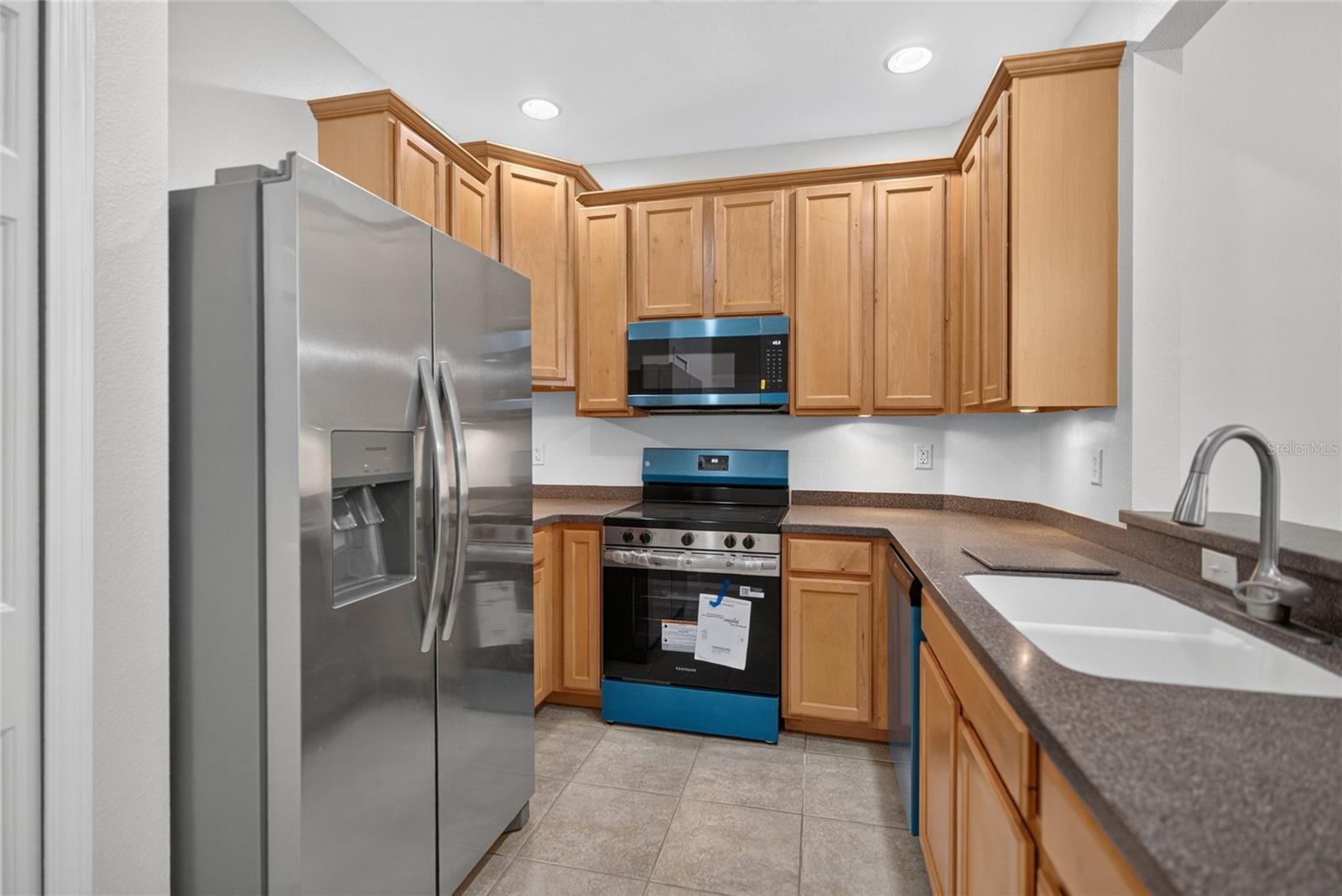 3707 PARKRIDGE CIRCLE 7-106