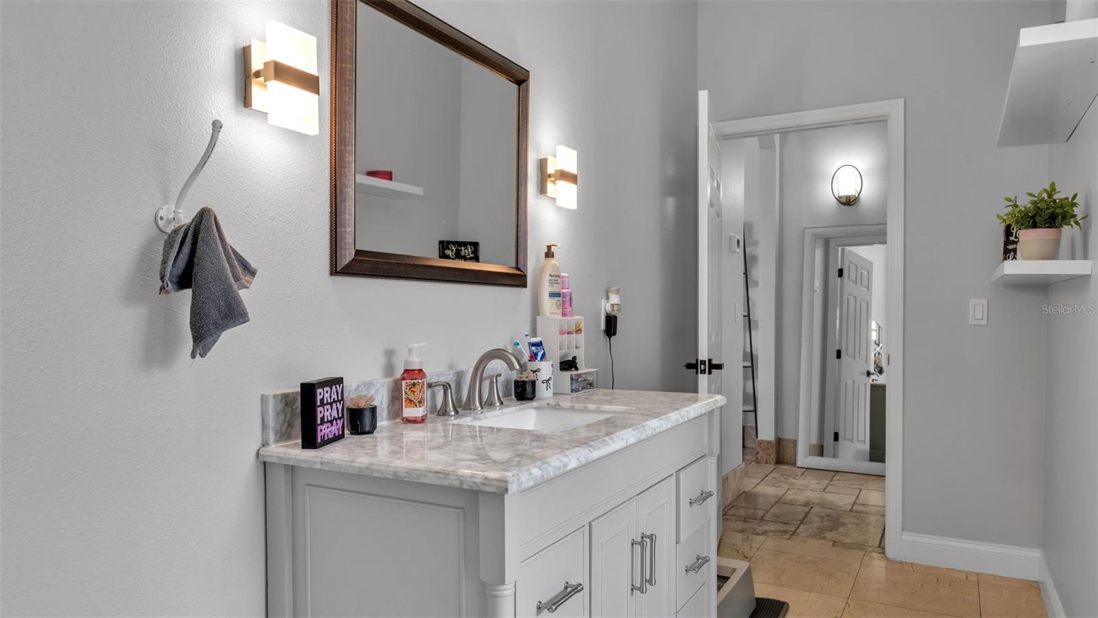 LAKE DEESON WOODS - Residential