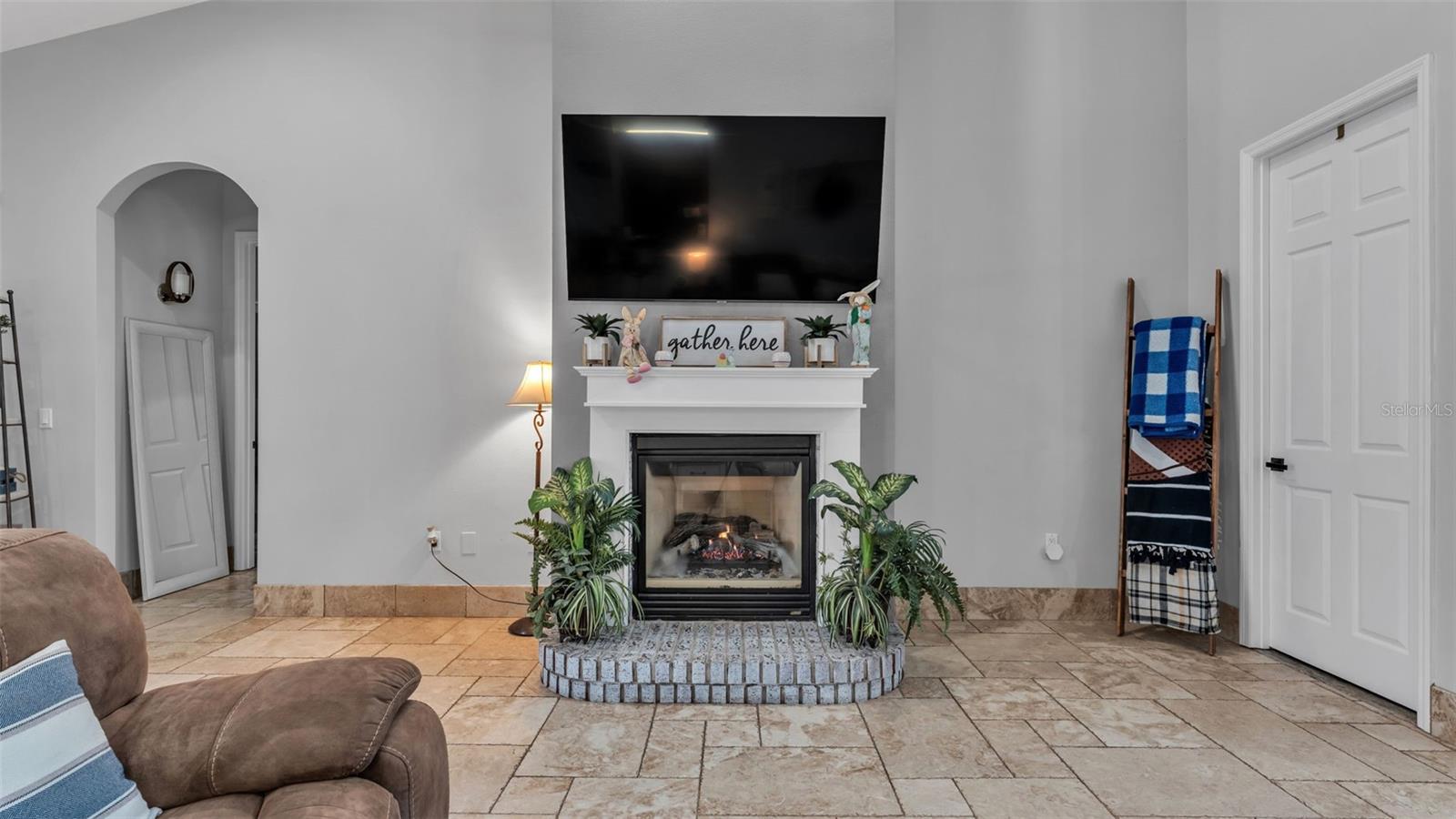 LAKE DEESON WOODS - Residential