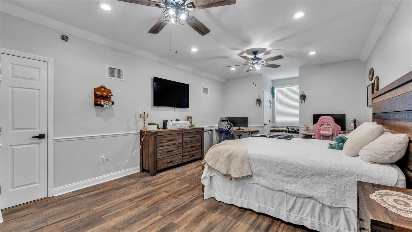 LAKE DEESON WOODS - Residential