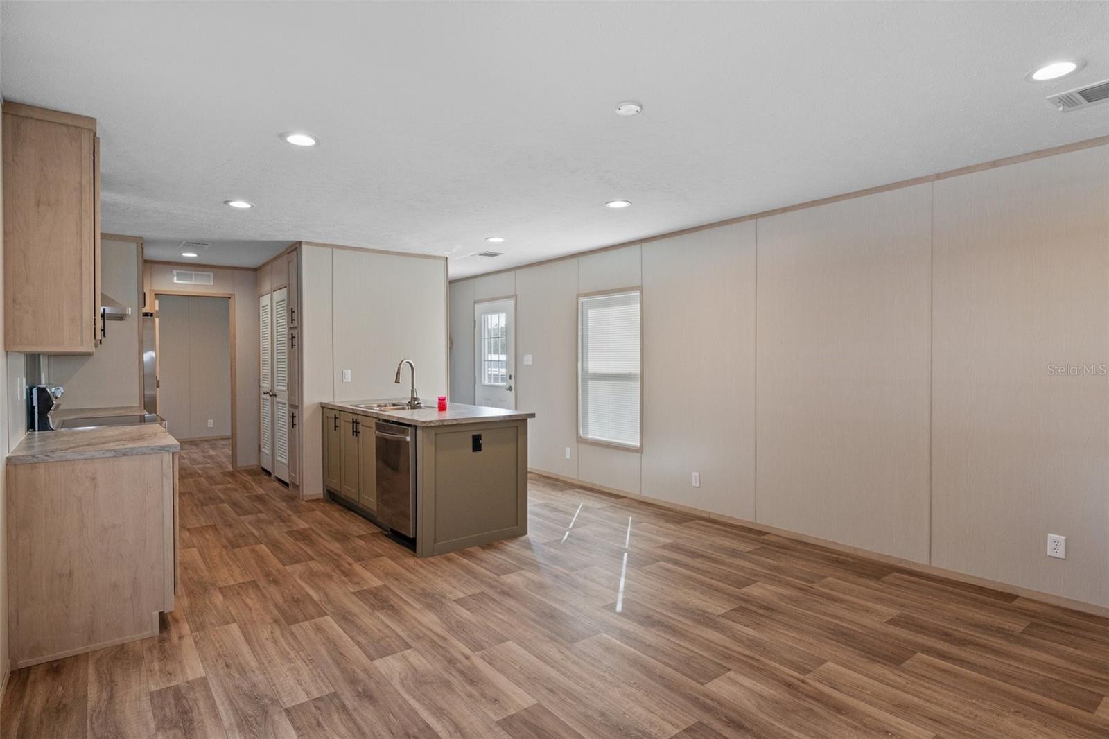 OUT OF COUNTY - Residential Lease