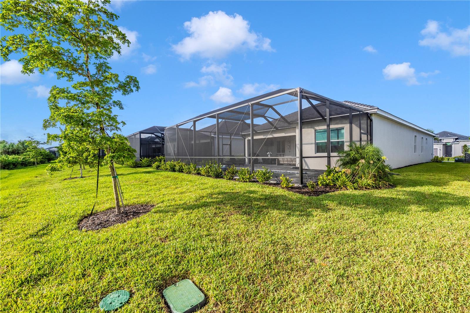 WELLEN PARK GOLF & COUNTRY CLUB - Residential Lease