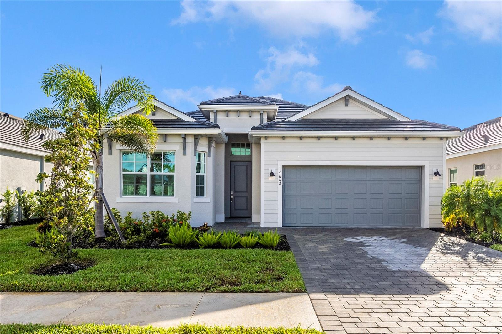 WELLEN PARK GOLF & COUNTRY CLUB - Residential Lease