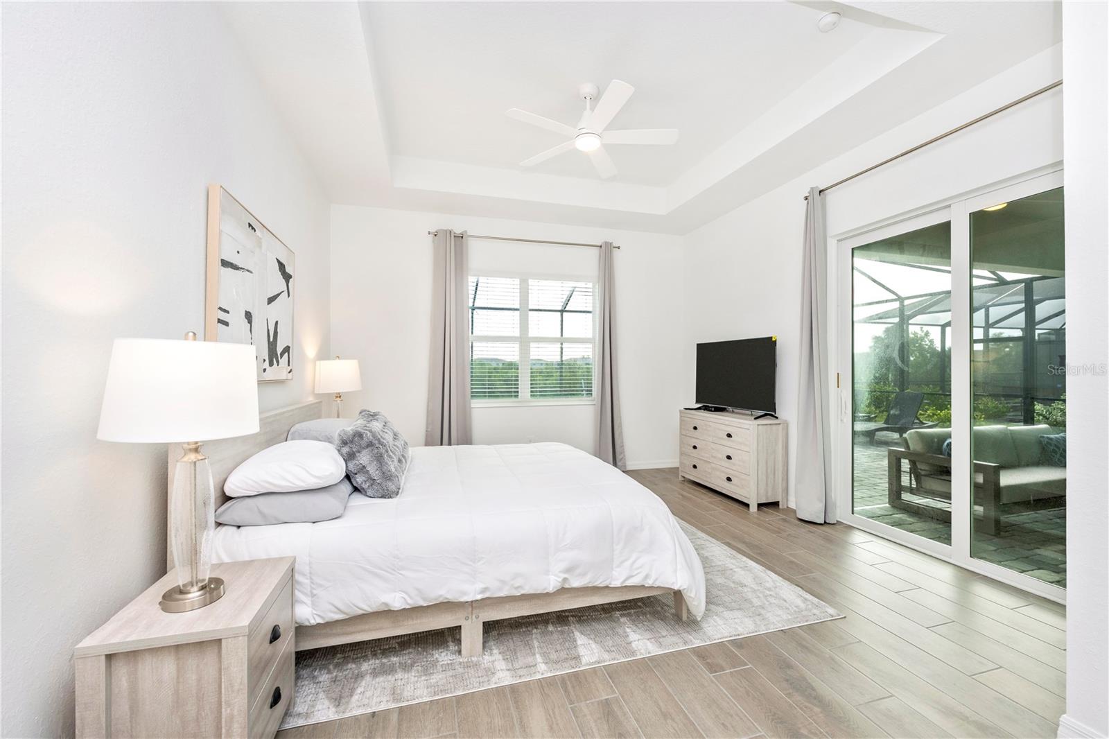WELLEN PARK GOLF & COUNTRY CLUB - Residential Lease