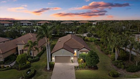 A home in BRADENTON