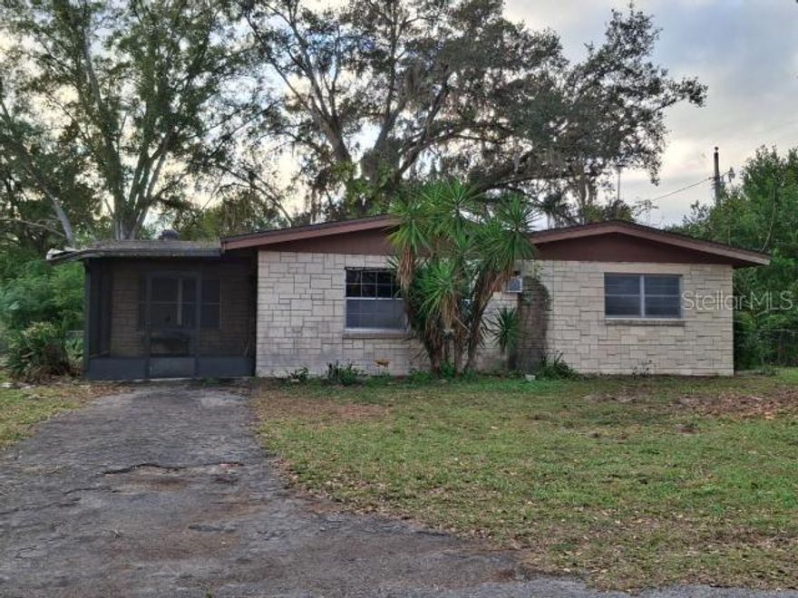 ***AGENTS SEE REALTOR REMARKS***Looking for a FIXER UPPER? This 2 bed, 1 bath, 1,272 sq ft home on a .31 acre TRIPLE LOT featuring a large kitchen and an inside laundry room. Solid bones with plenty of value-add potential and two extra possible buildable lots. Ideal for a cosmetic flip, rental, or wholetail. Properties like this are in SHORT SUPPLY!!! MUST SEE TODAY!!