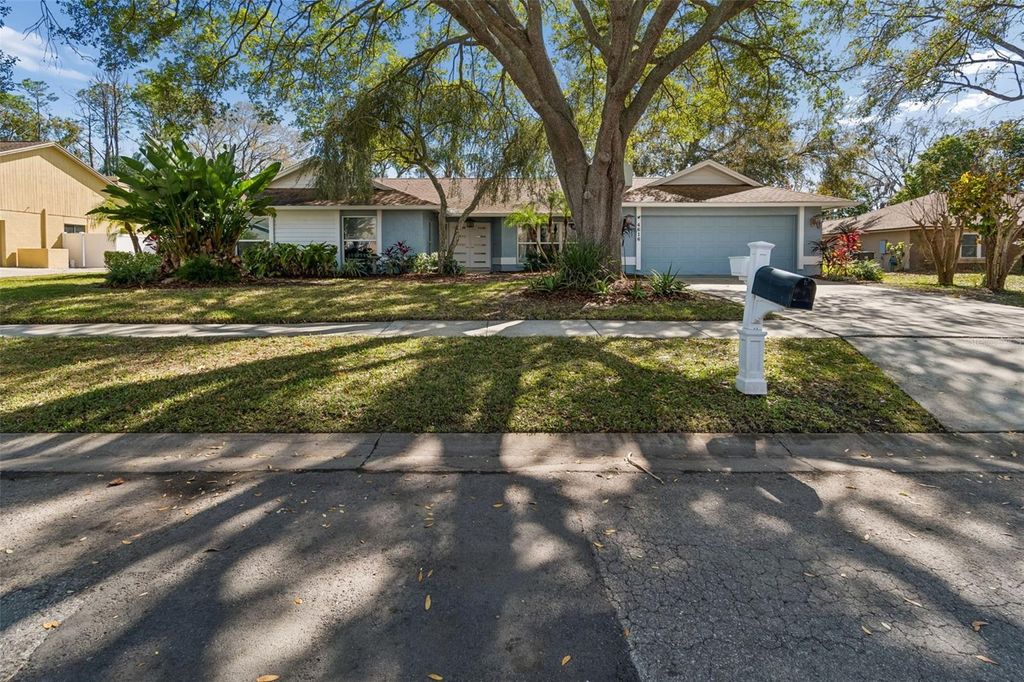 Photo of 4616 Westford Circle, Tampa, FL 33618 (MLS # TB8474422)