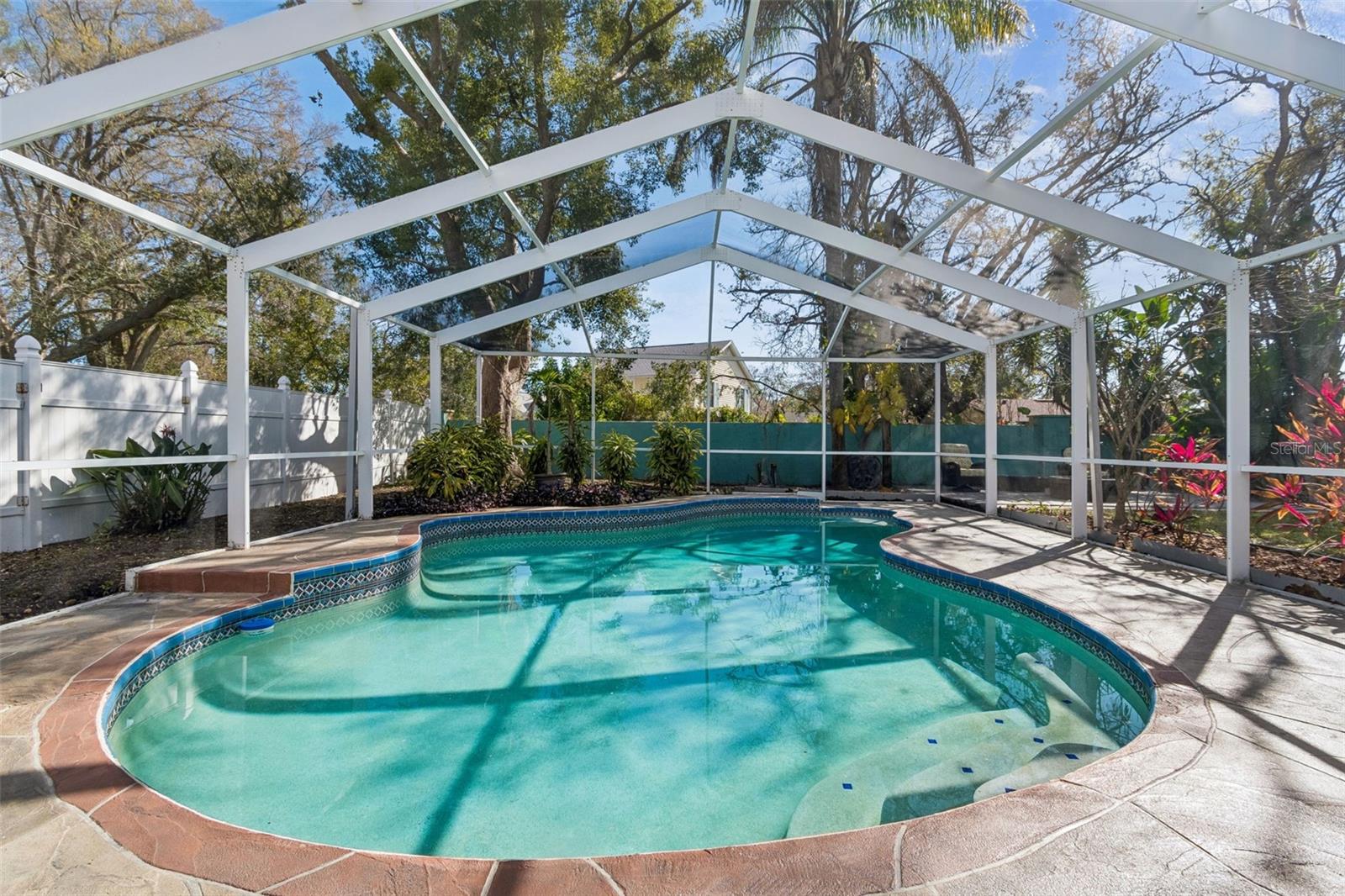 THE VILLAGE WEST - Residential