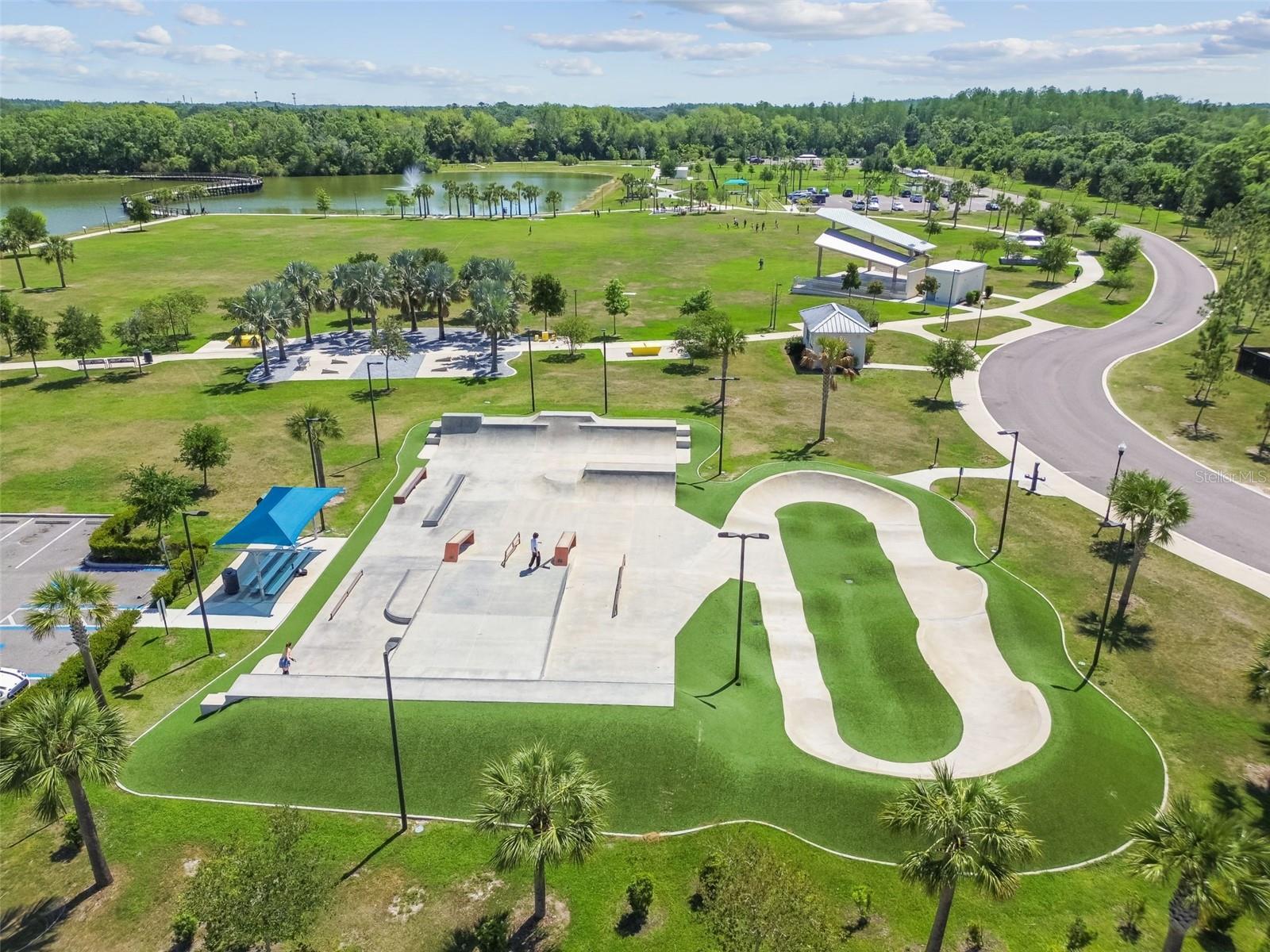 THE VILLAGE WEST - Residential