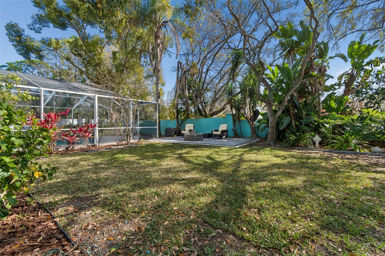 THE VILLAGE WEST - Residential