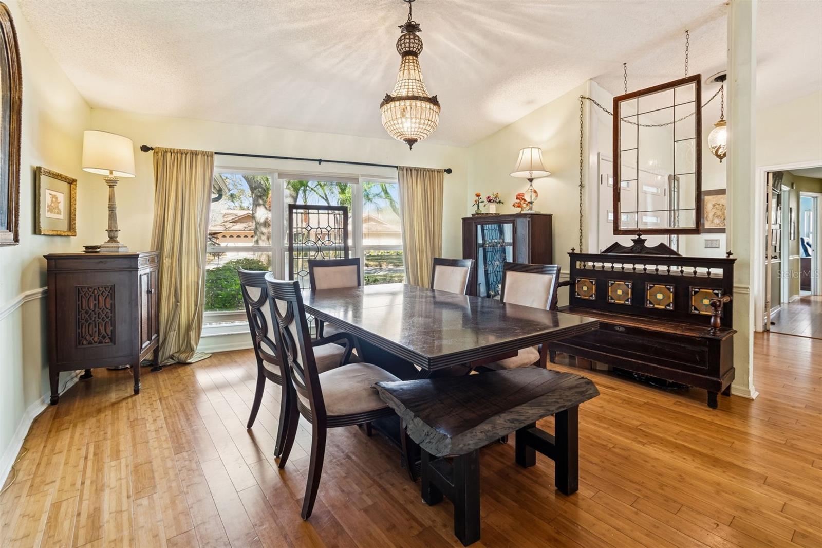 THE VILLAGE WEST - Residential