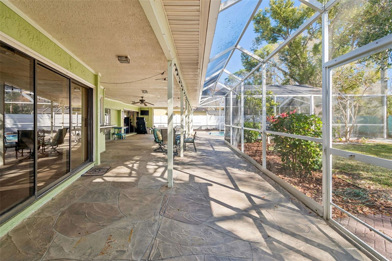 THE VILLAGE WEST - Residential