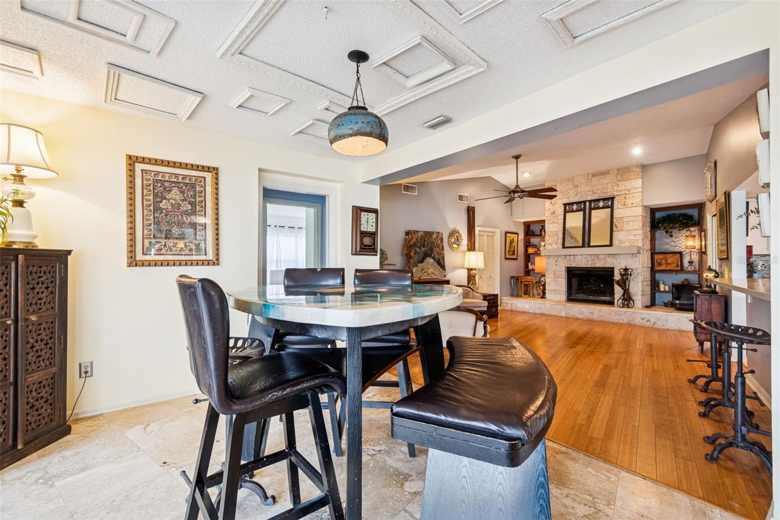 THE VILLAGE WEST - Residential